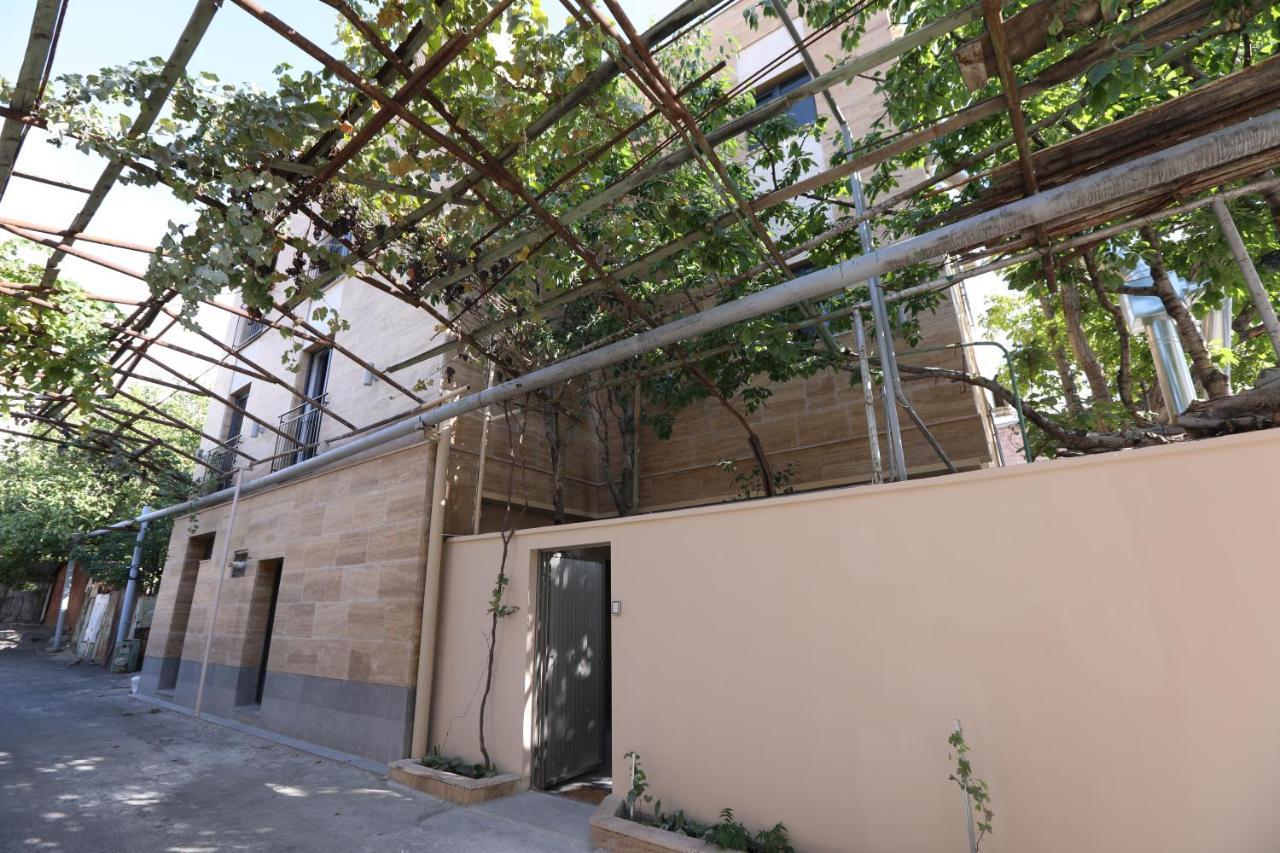 Hotelise I Bells-Of-Ireland Apartment Yerevan Exterior photo