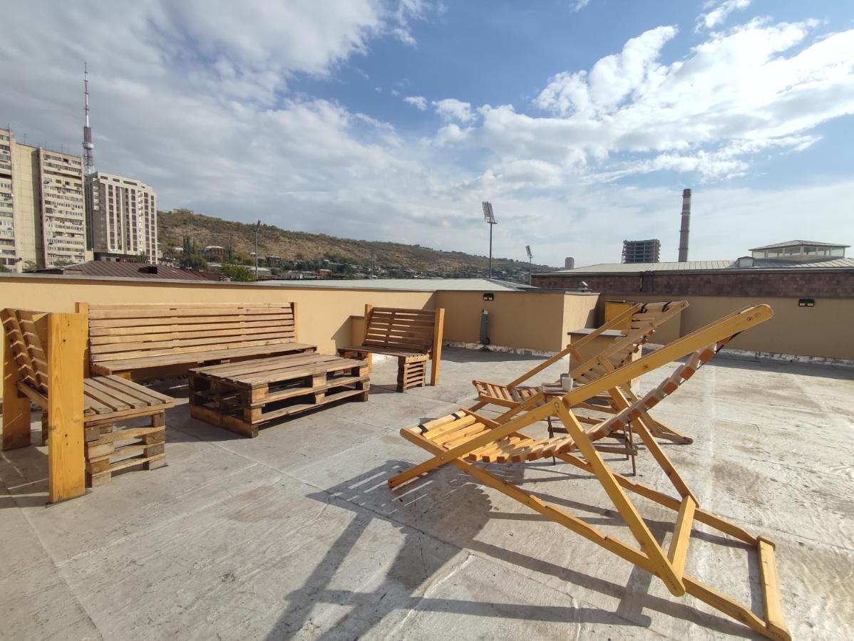 Hotelise I Bells-Of-Ireland Apartment Yerevan Exterior photo